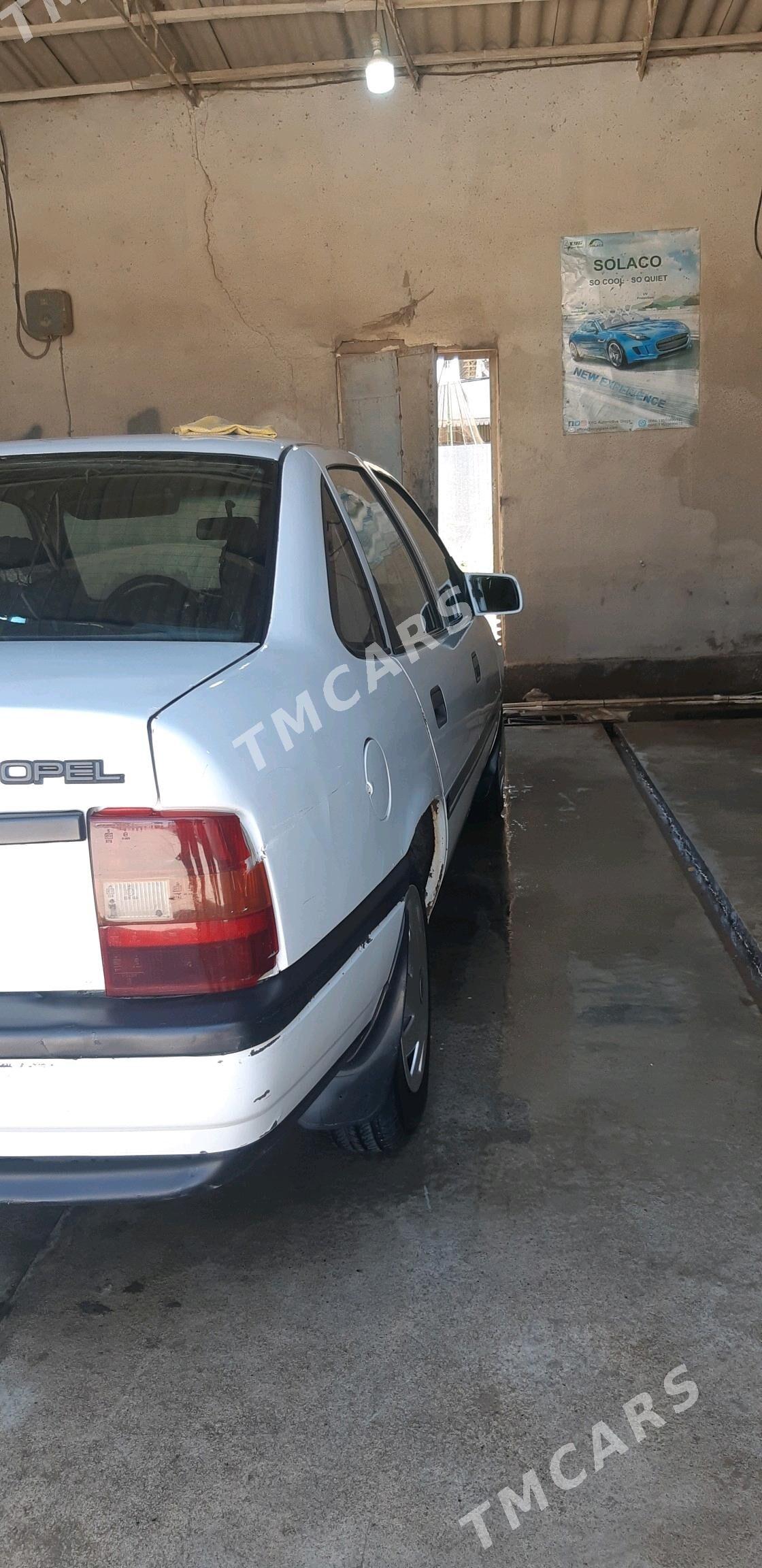 Opel Vectra 1991 - 25 000 TMT - Sakarçäge - img 5