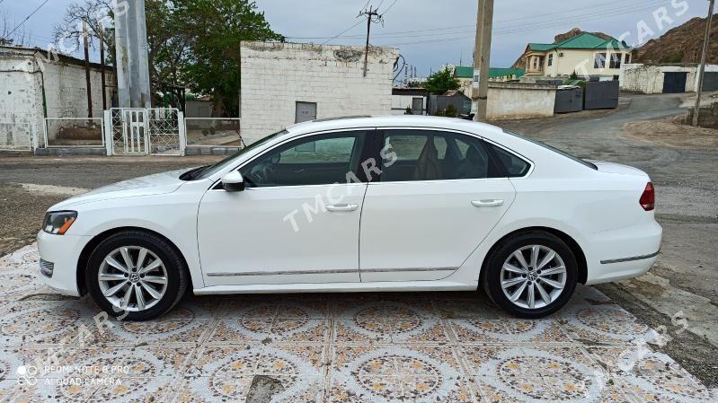 Volkswagen Passat 2012 - 180 000 TMT - Türkmenbaşy - img 9