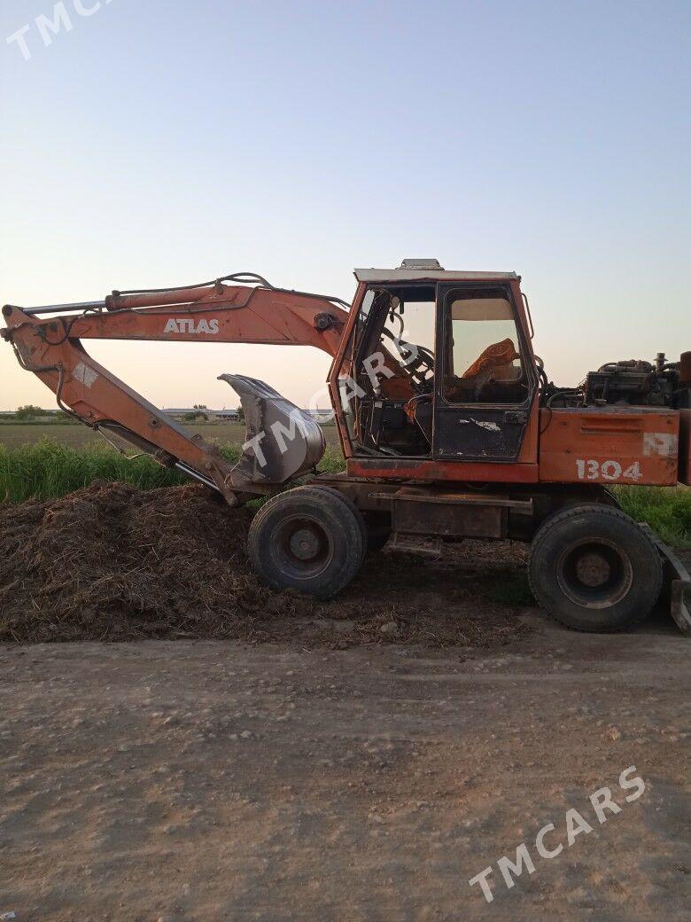 JCB 4CX ECO 1992 - 240 000 TMT - Фарап - img 2