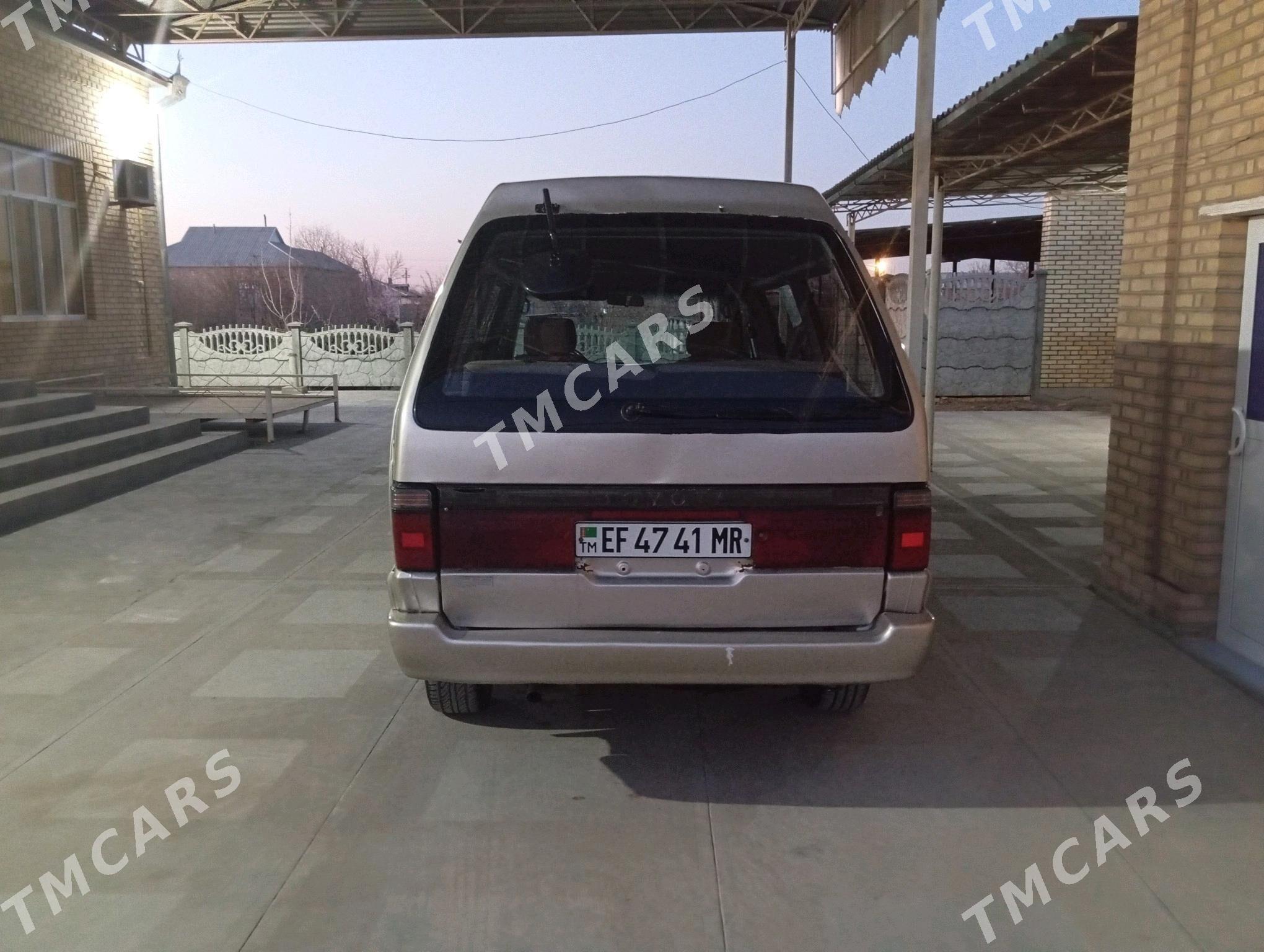 Toyota Town Ace 1994 - 30 000 TMT - Мары - img 4