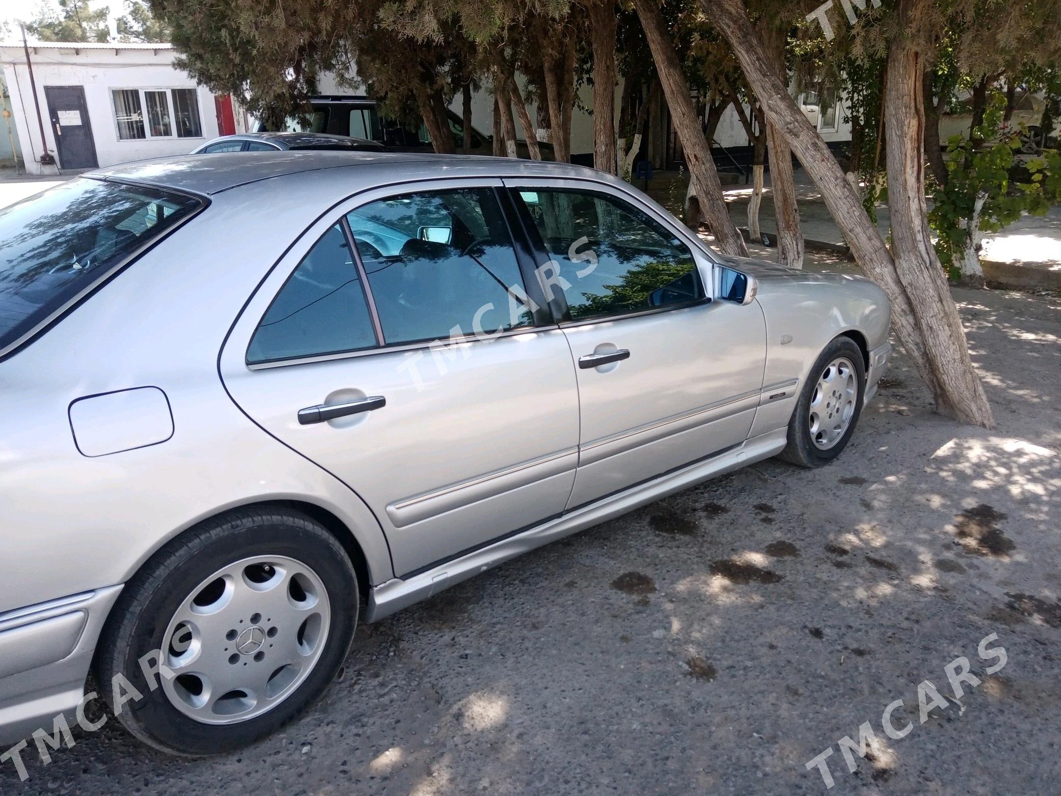 Mercedes-Benz 500E 2000 - 100 000 TMT - Türkmenabat - img 2