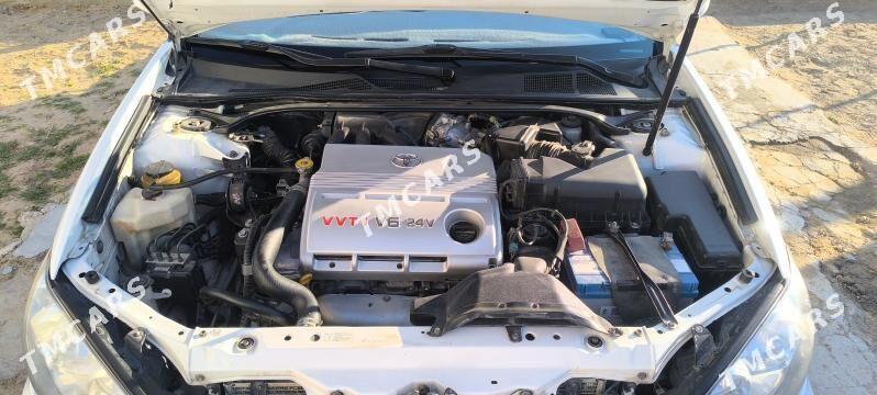 Toyota Camry 2005 - 210 000 TMT - Тагтабазар - img 5
