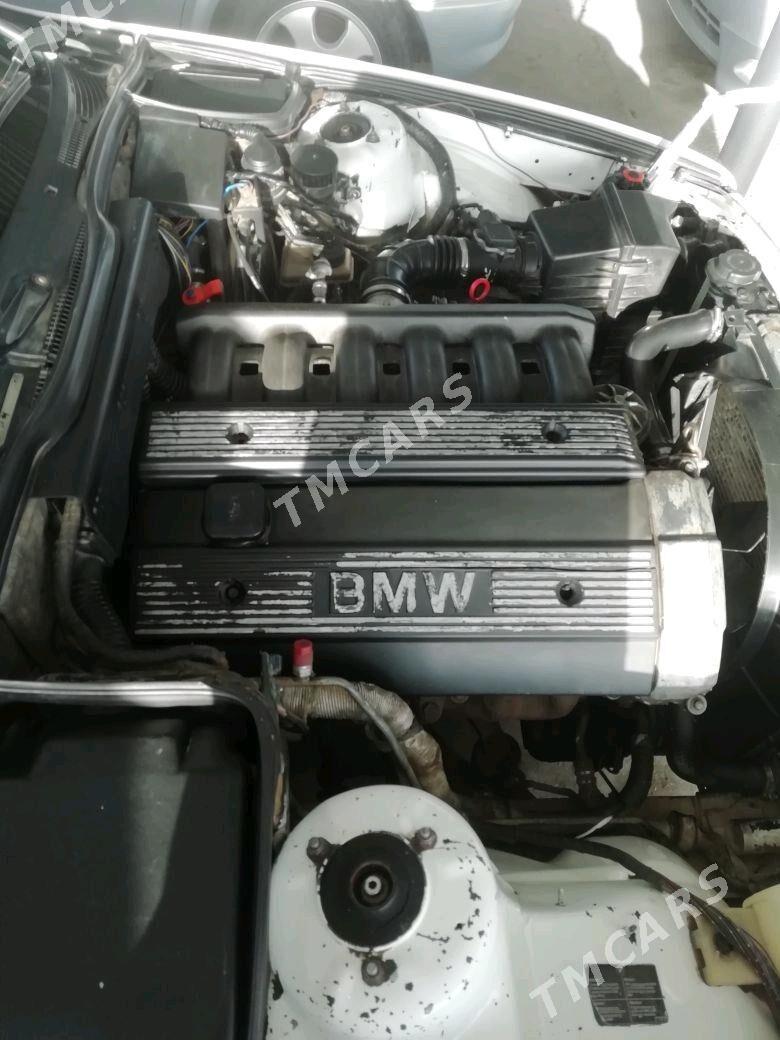 BMW 520 1992 - 34 000 TMT - Türkmenbaşy - img 3