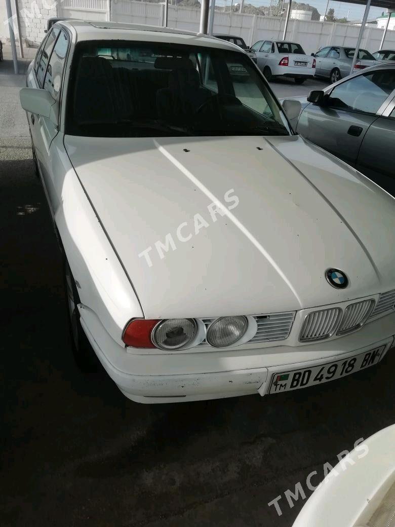 BMW 520 1992 - 34 000 TMT - Türkmenbaşy - img 6