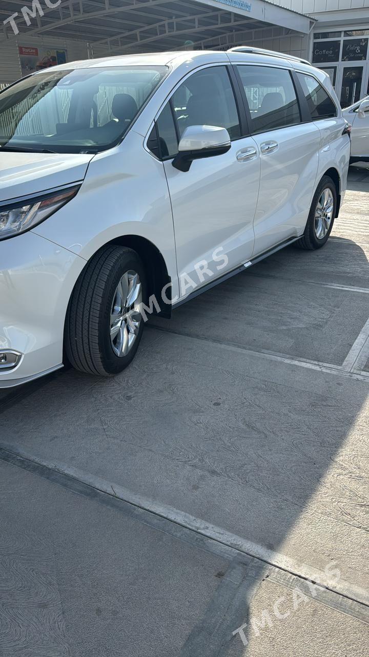 Toyota Sienna 2023 - 799 000 TMT - Aşgabat - img 4