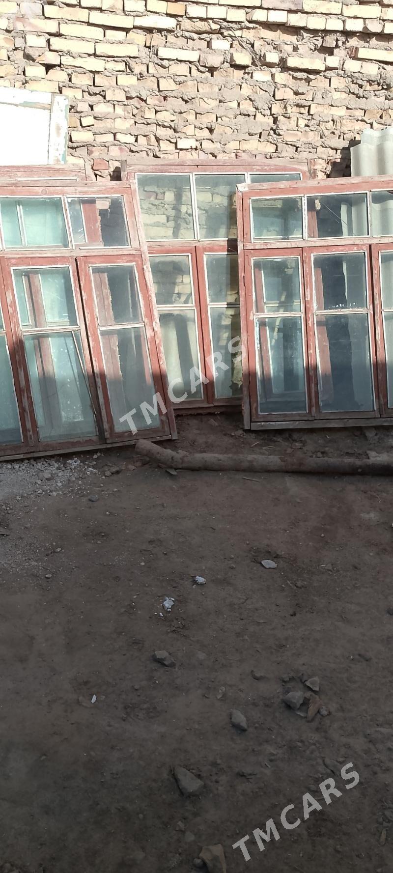 окна - Дянев - img 2