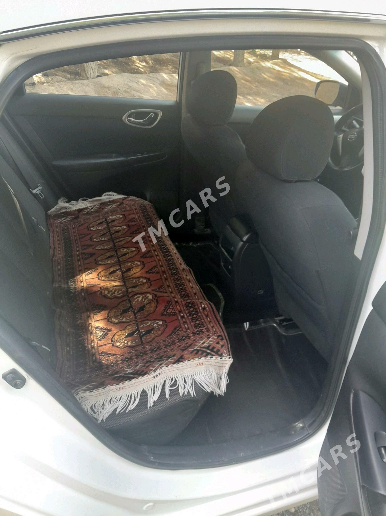 Nissan Sentra 2013 - 160 000 TMT - Багир - img 5