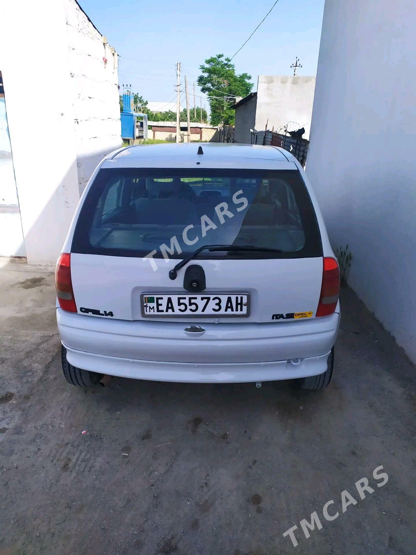 Opel Vita 1995 - 27 000 TMT - Bäherden - img 1