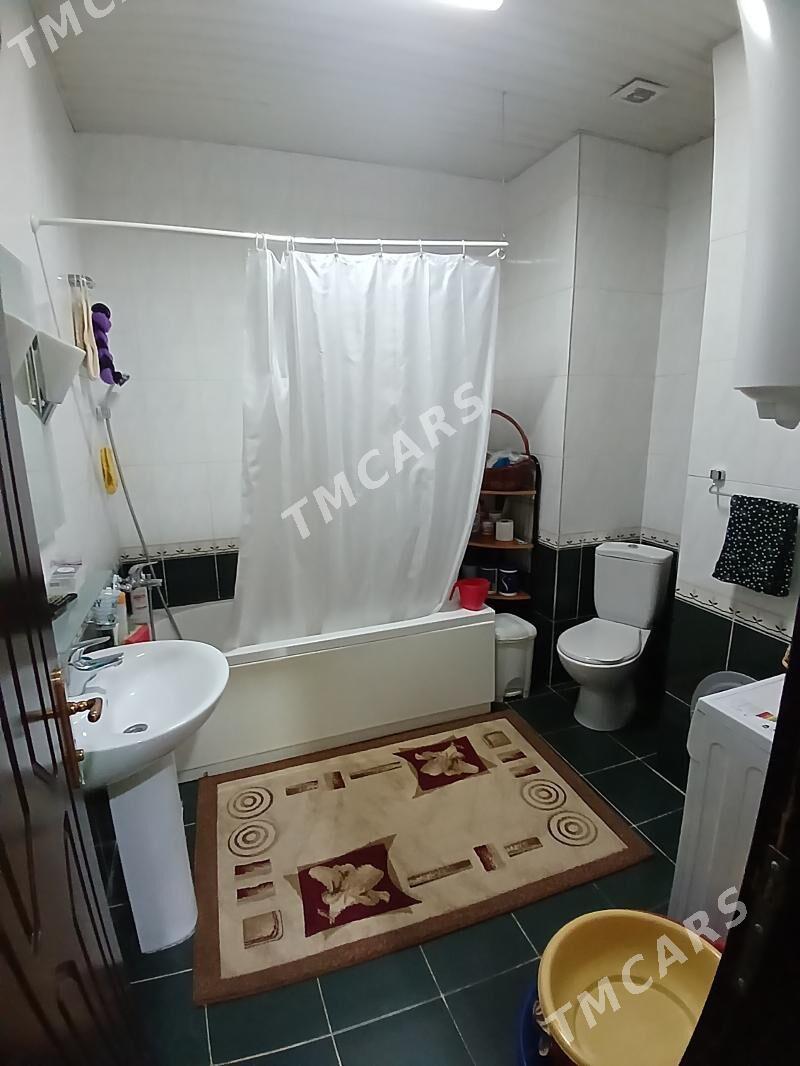 Советская элитка 2эт 4ком 181м - Sowetskiý köç. (Garaşsyzlyk şaýoly) - img 5