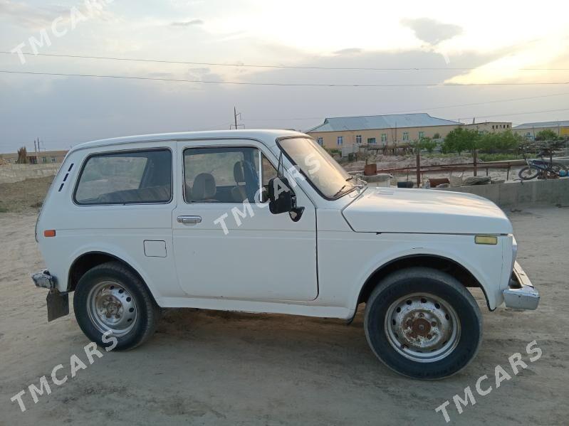 Lada Niva 1985 - 14 000 TMT - Фарап - img 2