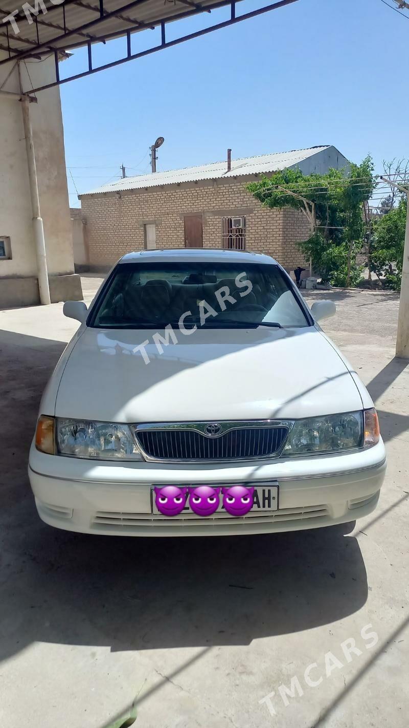 Toyota Avalon 1998 - 125 000 TMT - Теджен - img 1