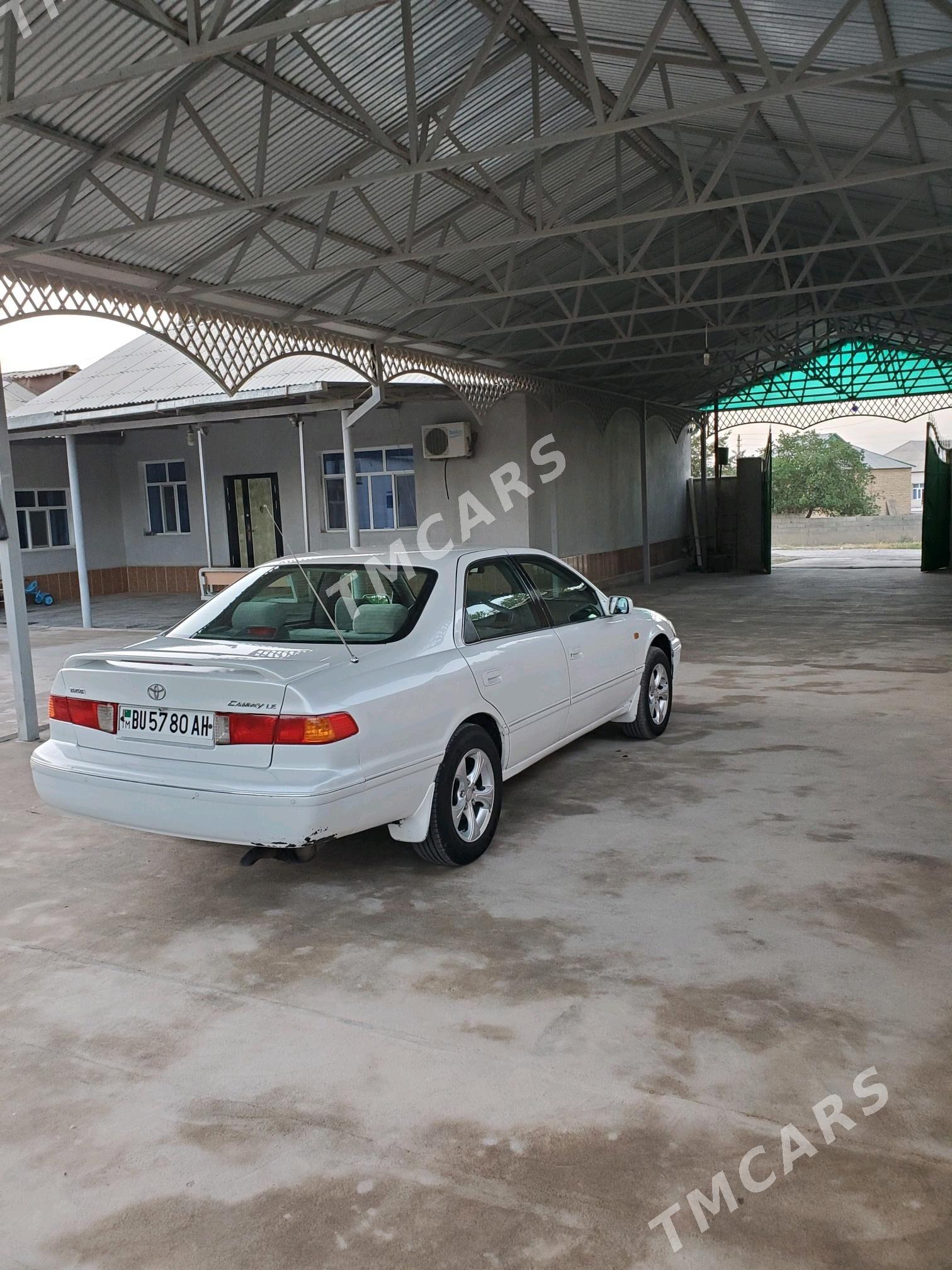 Toyota Camry 1999 - 100 000 TMT - Кака - img 2
