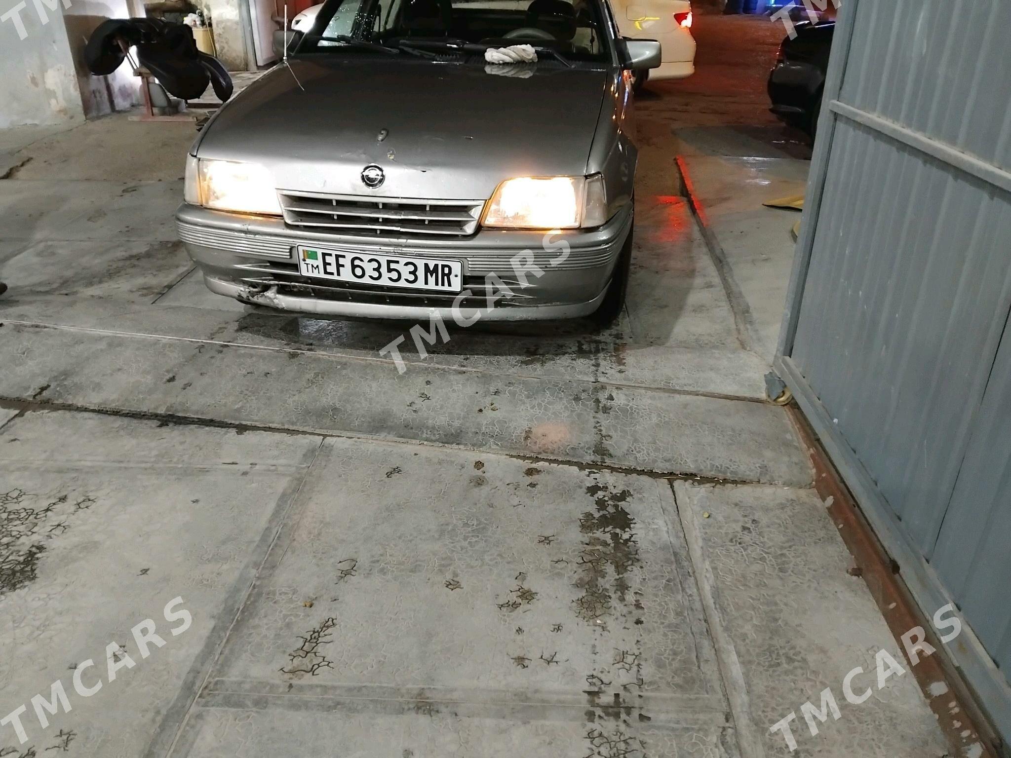 Opel Corsa 1991 - 16 000 TMT - Мары - img 1