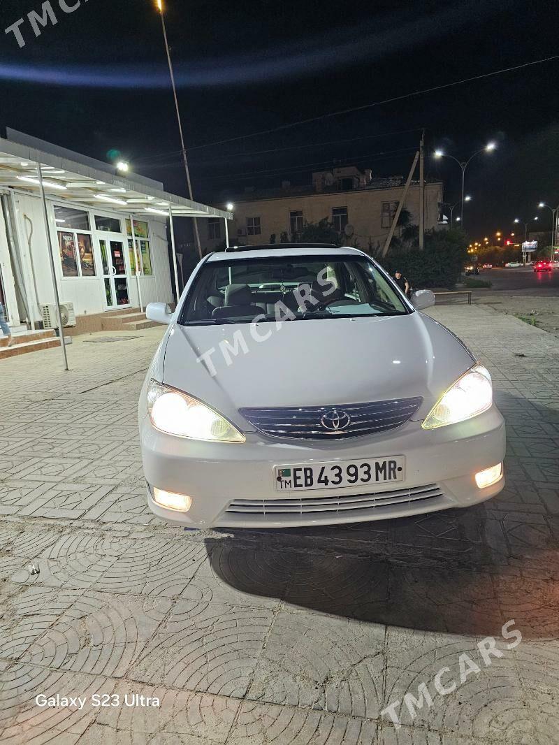Toyota Camry 2002 - 170 000 TMT - Мары - img 1