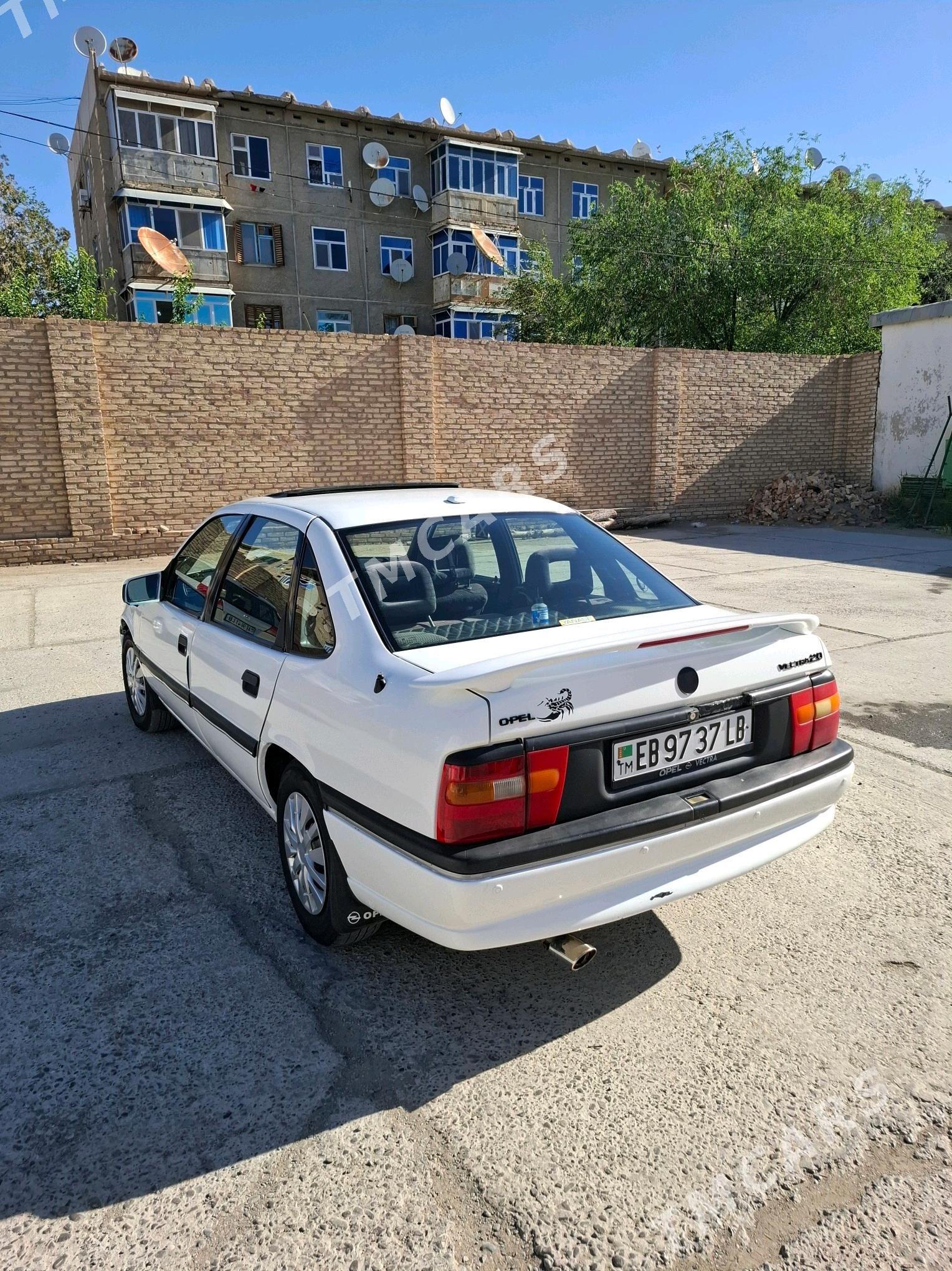 Opel Vectra 1995 - 38 000 TMT - Seýdi - img 6