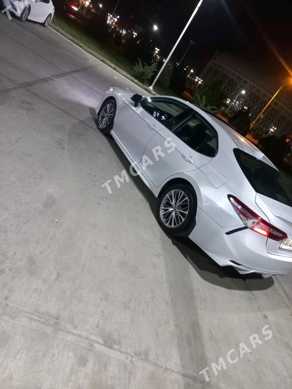 Toyota Camry 2020 - 290 000 TMT - Çärjew - img 2