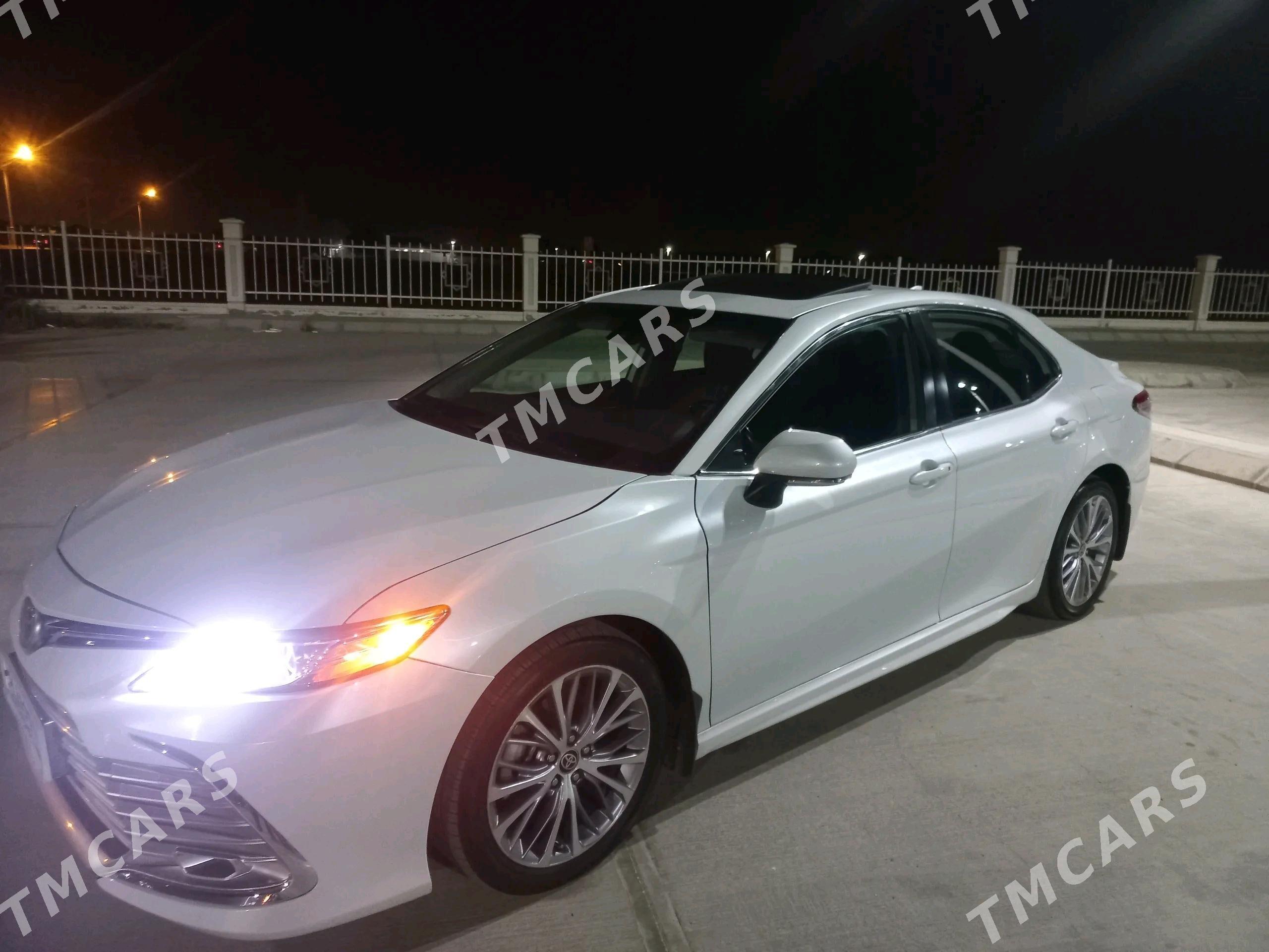 Toyota Camry 2020 - 290 000 TMT - Çärjew - img 4