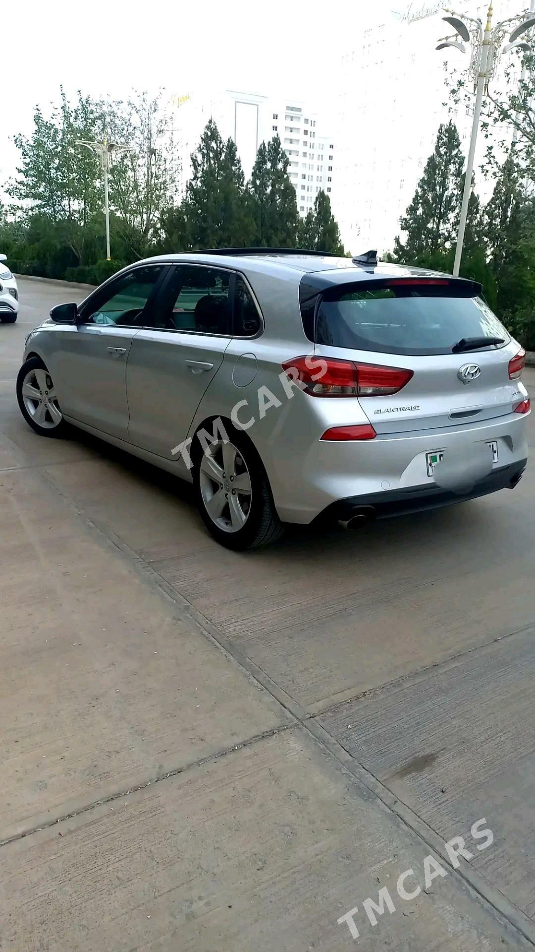 Hyundai Elantra GT 2018 - 205 000 TMT - Ашхабад - img 2