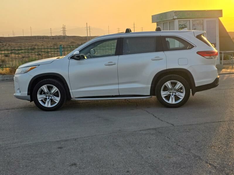 Toyota Highlander 2017 - 445 000 TMT - Ашхабад - img 8