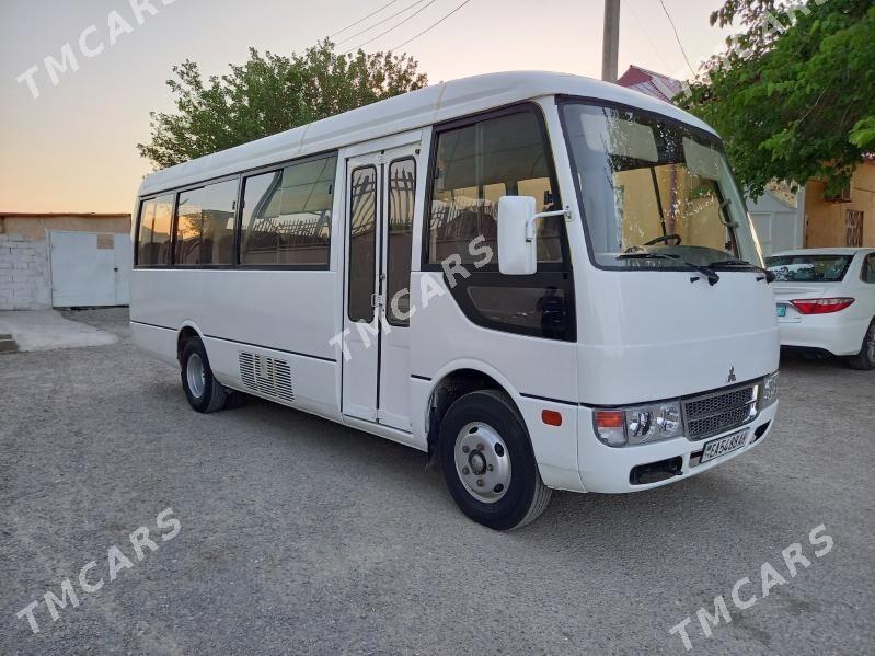 Mitsubishi Rosa 1998 - 210 000 TMT - Чоганлы - img 3