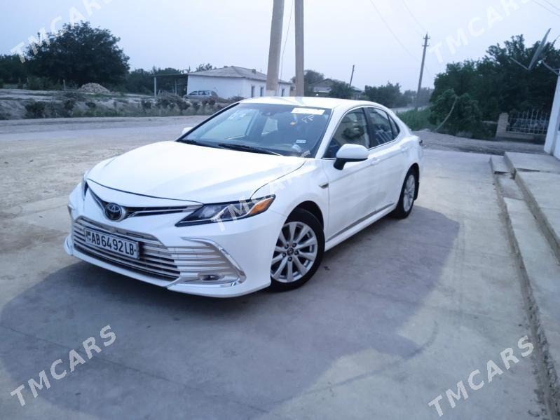 Toyota Camry 2020 - 320 000 TMT - Saýat - img 1