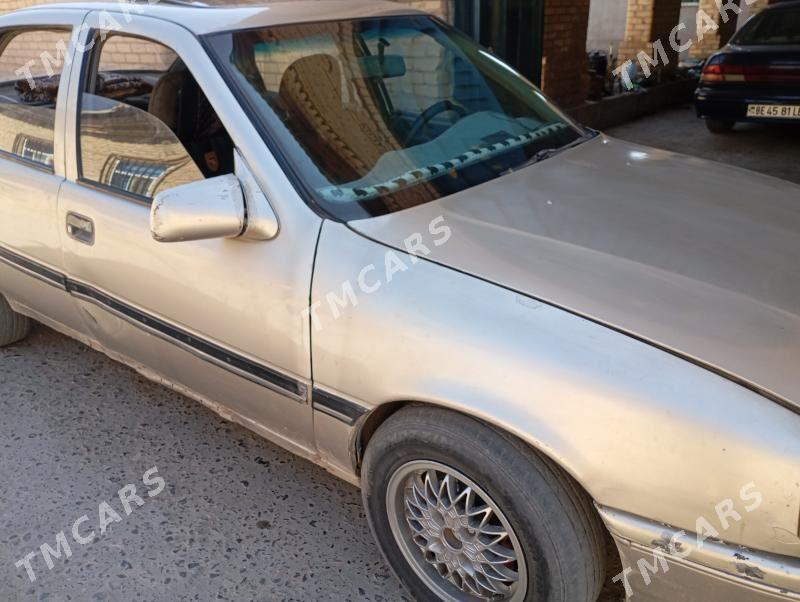 Opel Vectra 1989 - 12 000 TMT - Türkmenabat - img 1