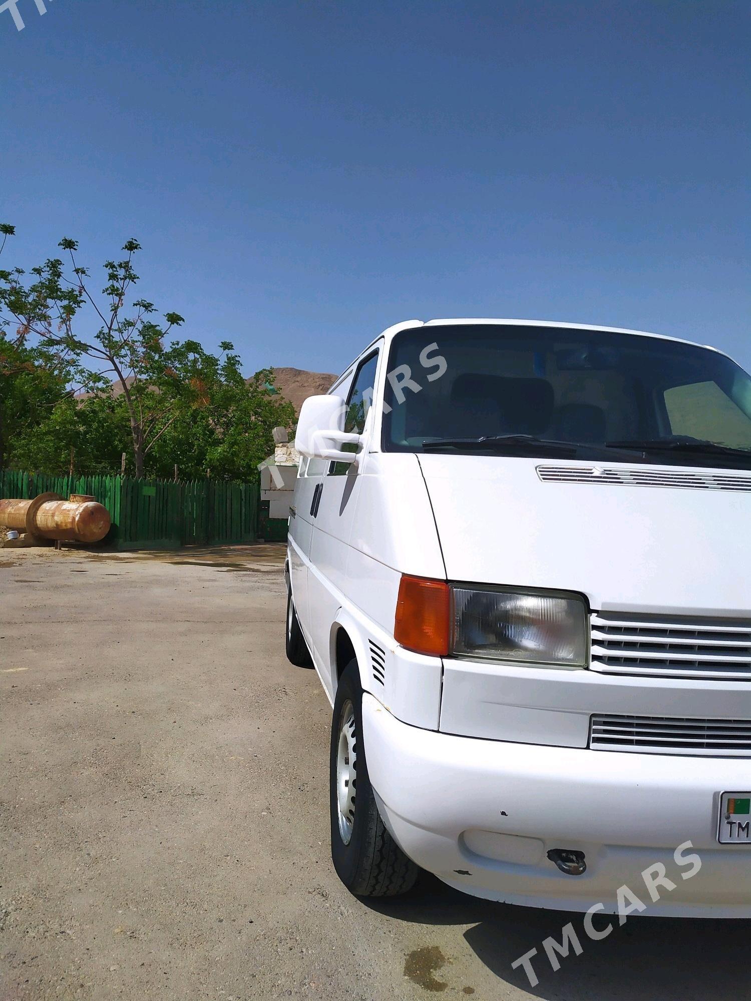 Volkswagen Transporter 2002 - 74 000 TMT - Туркменбаши - img 8