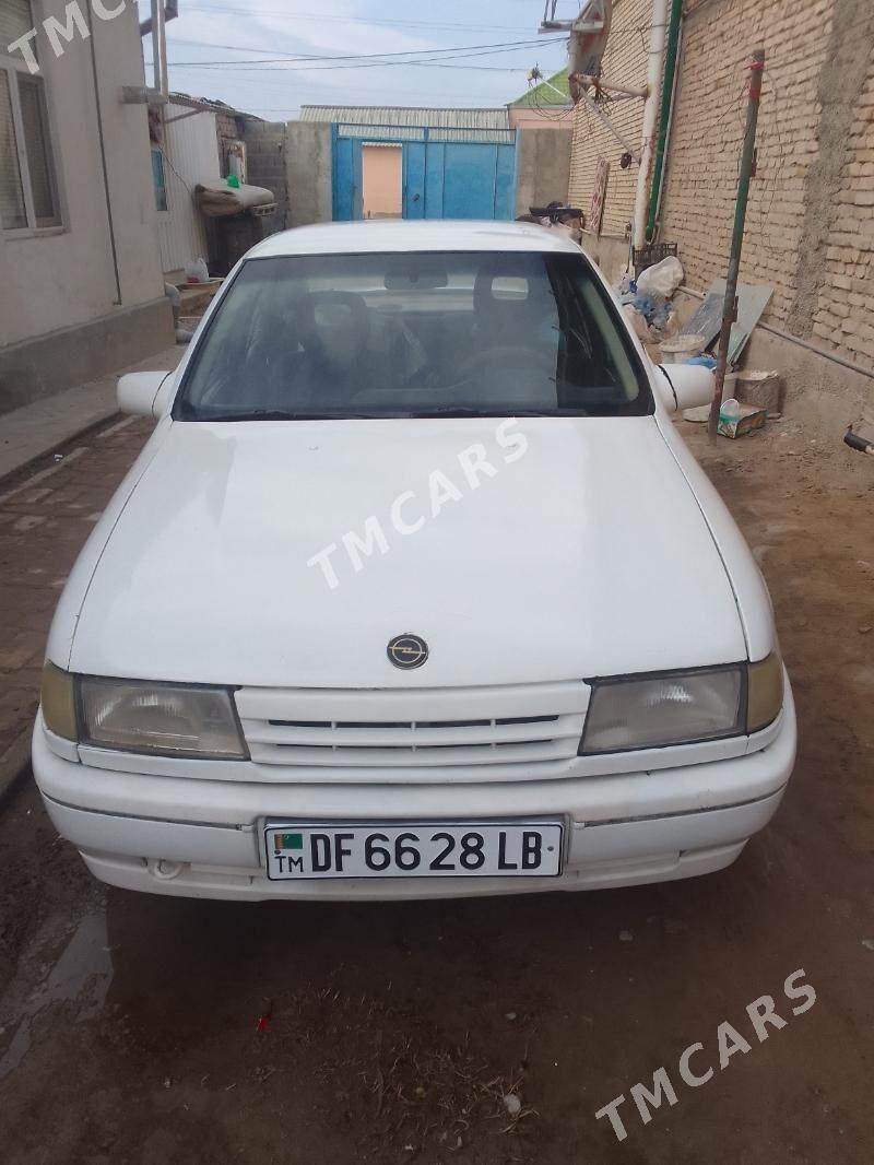 Opel Vectra 1991 - 29 000 TMT - Халач - img 3