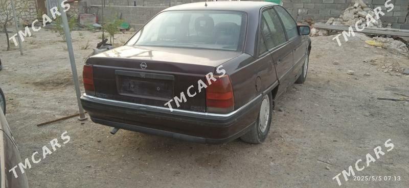 Opel Omega 1993 - 20 000 TMT - Türkmenbaşy - img 3