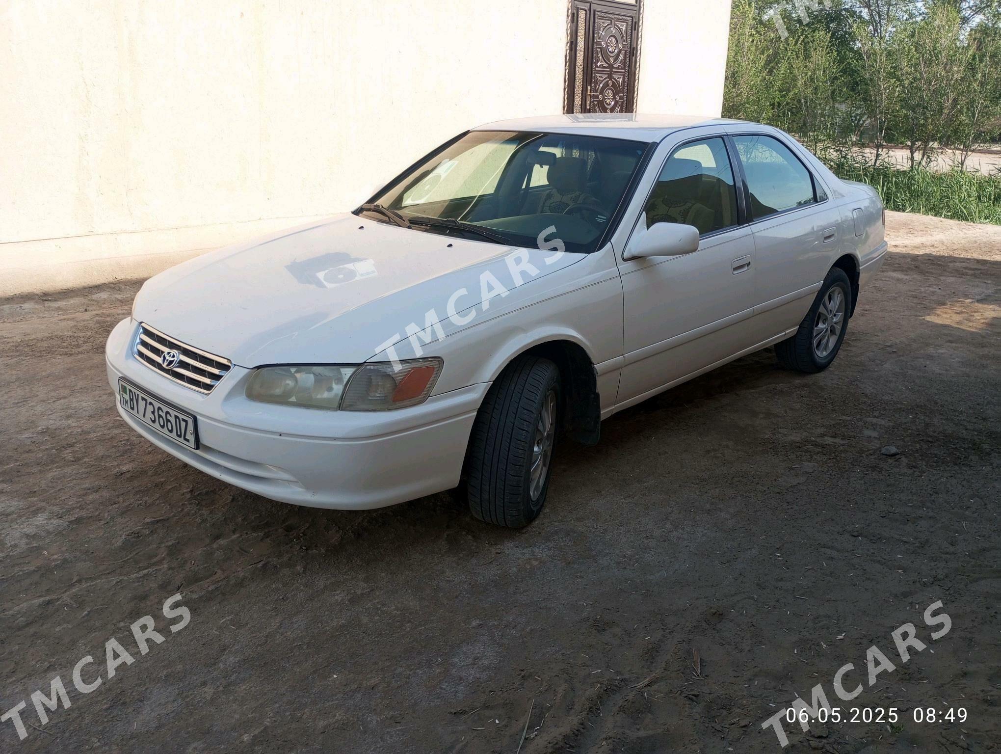 Toyota Camry 2000 - 136 000 TMT - Köneürgenç - img 4