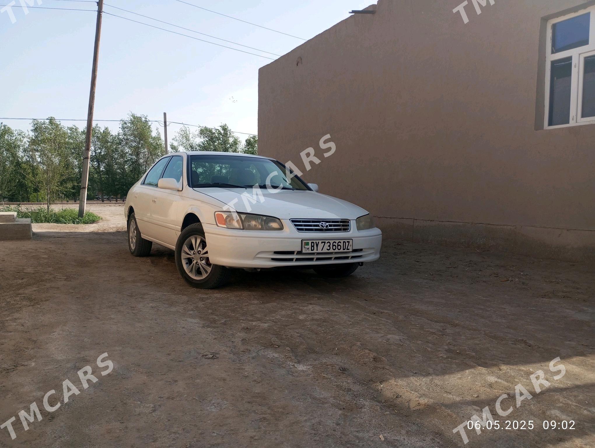 Toyota Camry 2000 - 136 000 TMT - Köneürgenç - img 6