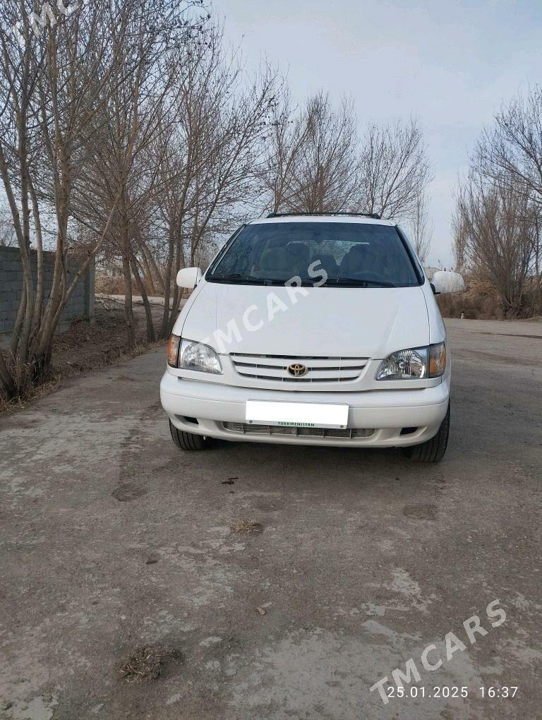 Toyota Sienna 2000 - 130 000 TMT - Gubadag - img 2
