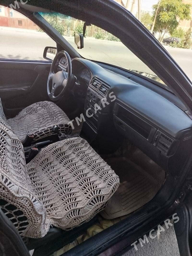 Opel Vectra 1991 - 25 000 TMT - Мары - img 8