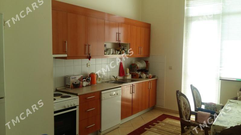 Elitka eyesinden - Podwoýski köç. (Bitarap Türkmenistan şaýoly) - img 2