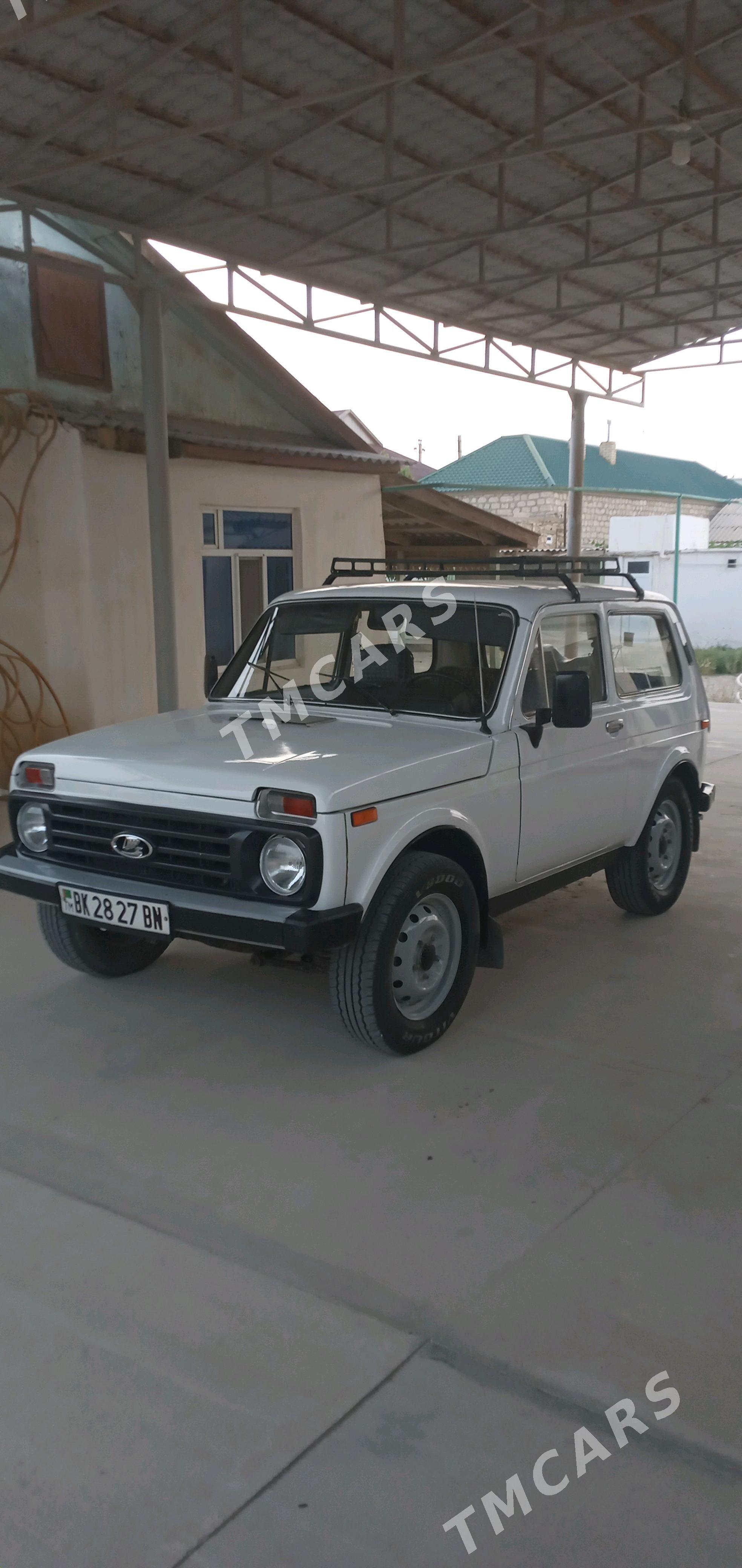 Lada Niva 1982 - 45 000 TMT - Гумдаг - img 6