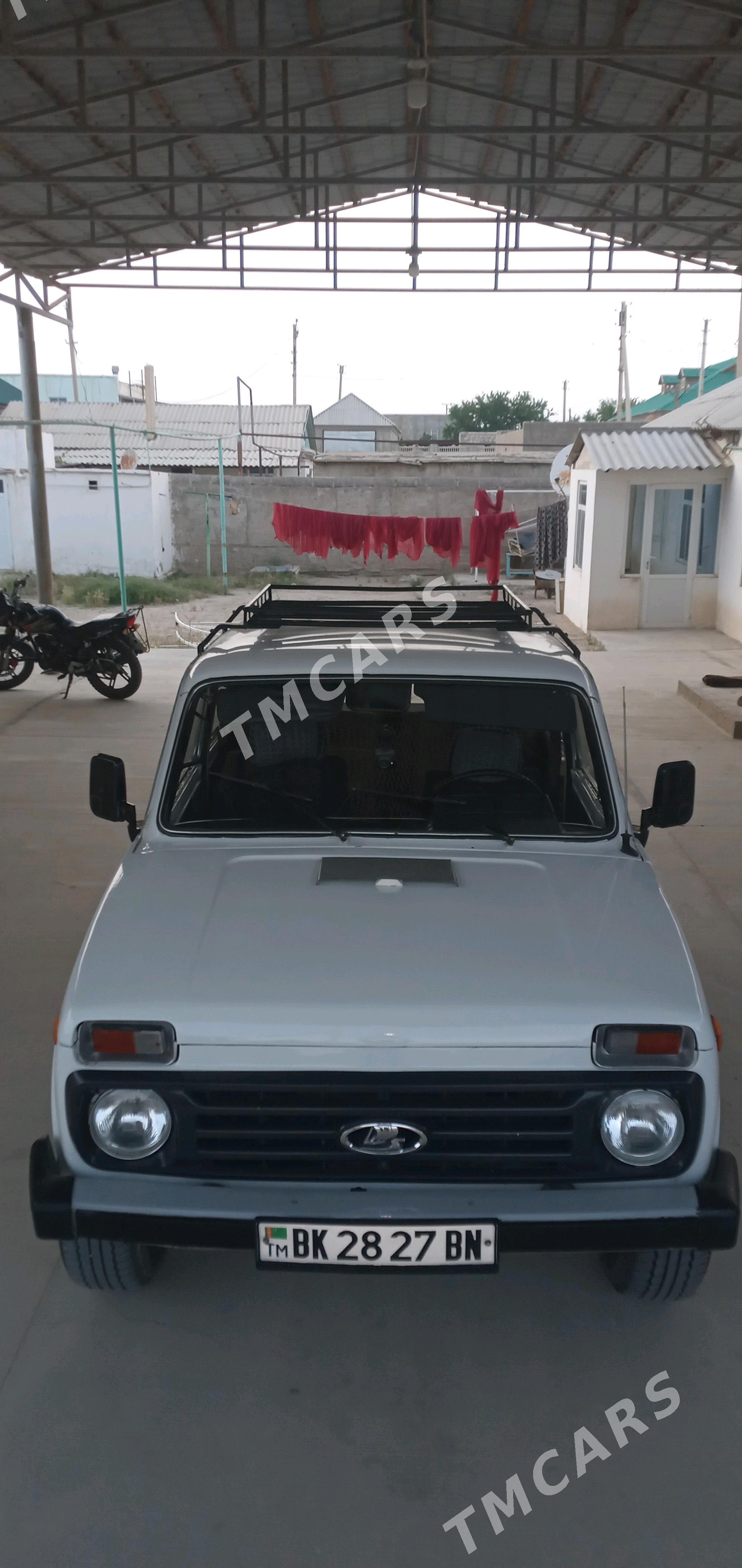 Lada Niva 1982 - 45 000 TMT - Гумдаг - img 5