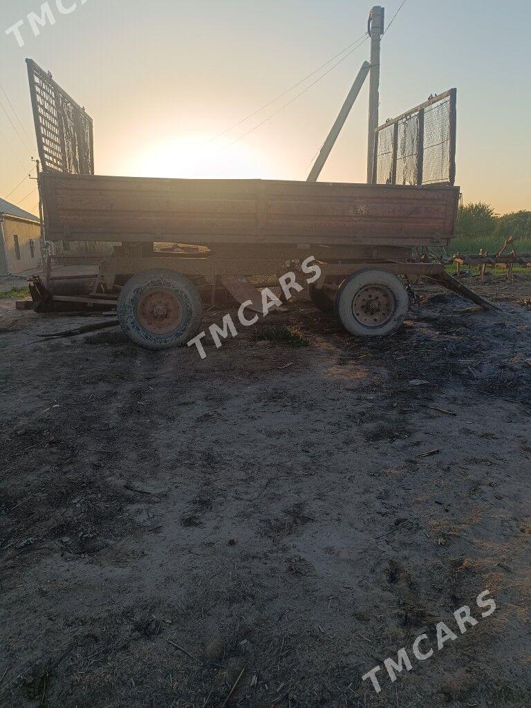 MTZ T-28 1980 - 35 000 TMT - Ёлётен - img 2