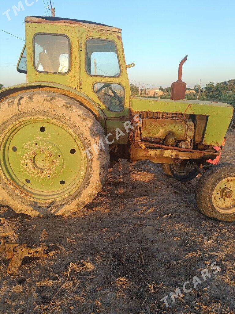 MTZ T-28 1980 - 35 000 TMT - Ёлётен - img 3