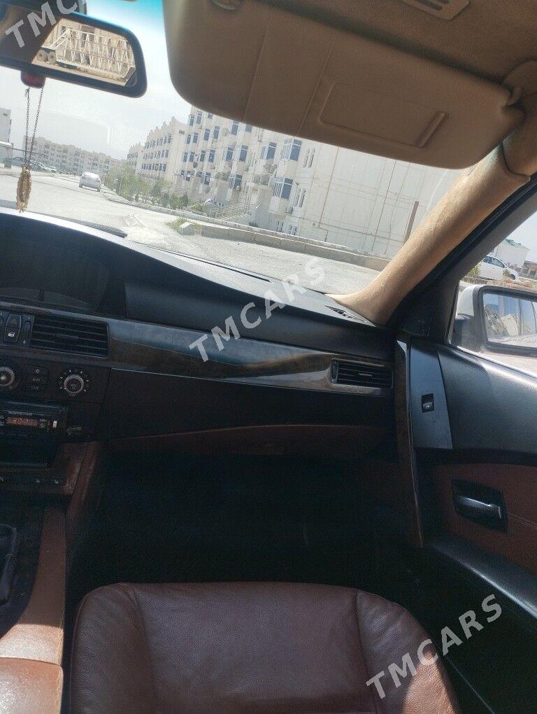 BMW E60 2004 - 100 000 TMT - Балканабат - img 5
