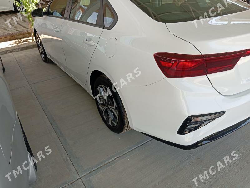 Kia Forte 2021 - 250 000 TMT - Mary - img 3