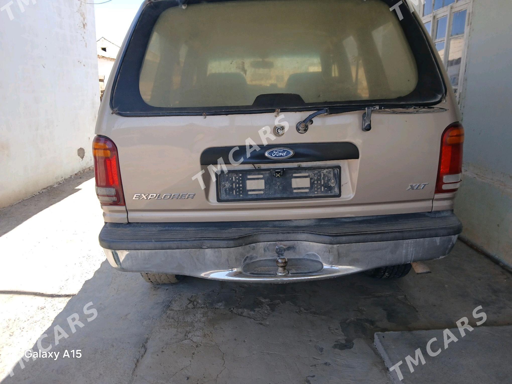 Ford Explorer 1998 - 65 000 TMT - Байрамали - img 4