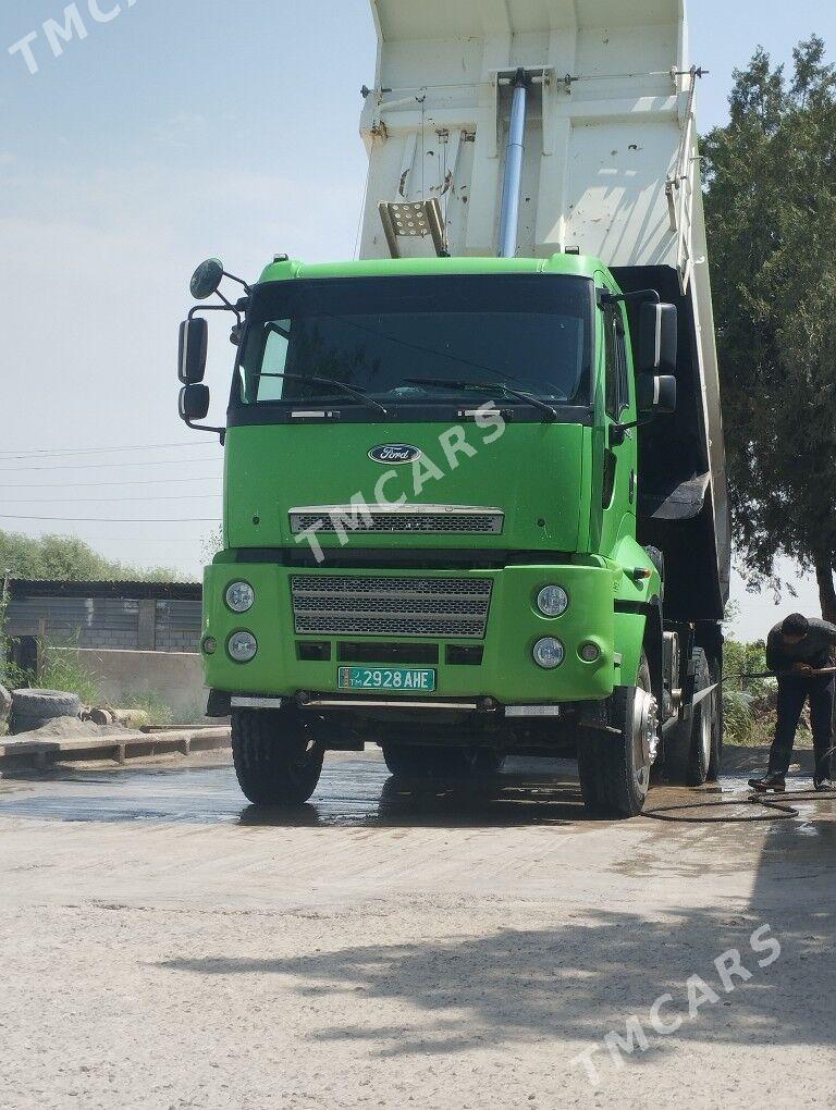 Ford Cargo 3535D 2013 - 880 000 TMT - Багир - img 3
