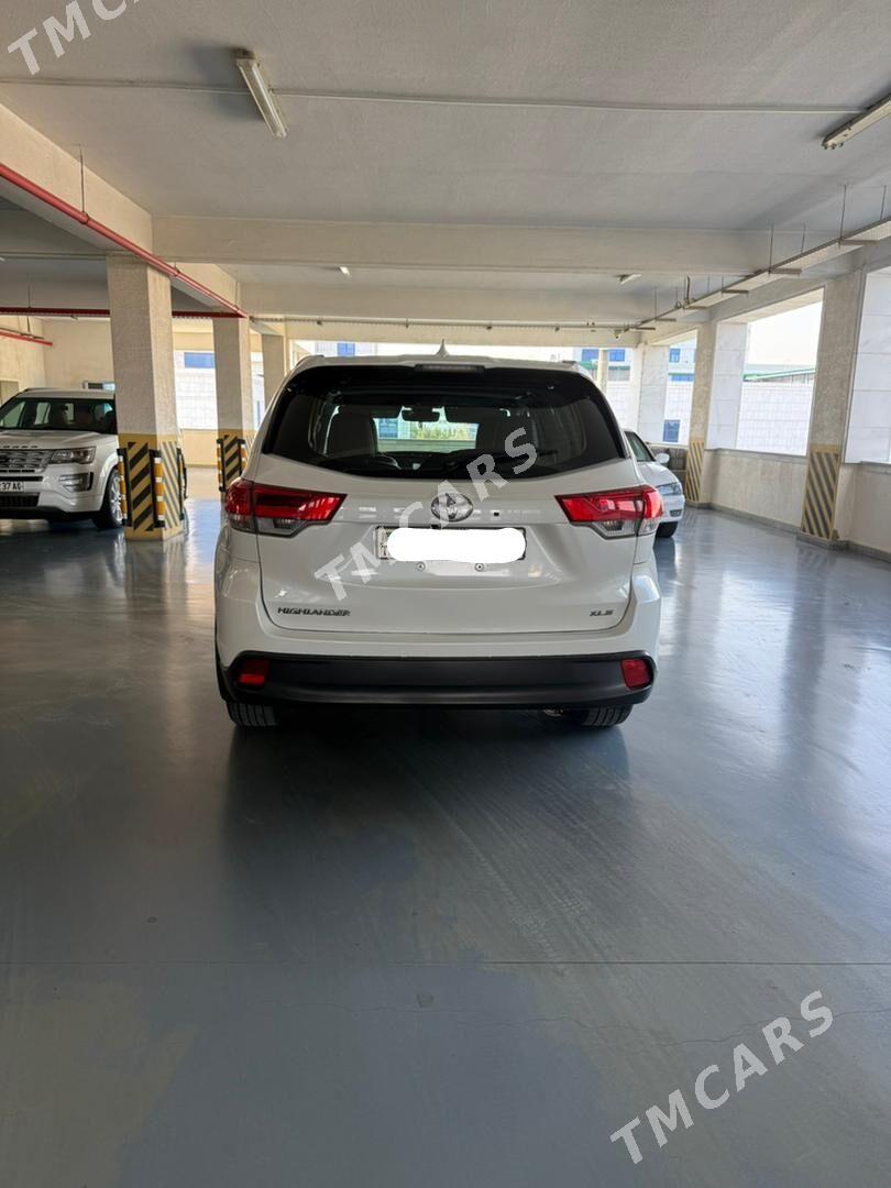 Toyota Highlander 2017 - 420 000 TMT - Ашхабад - img 8