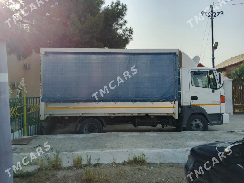 Mitsubishi Canter 2001 - 220 000 TMT - Balkanabat - img 3