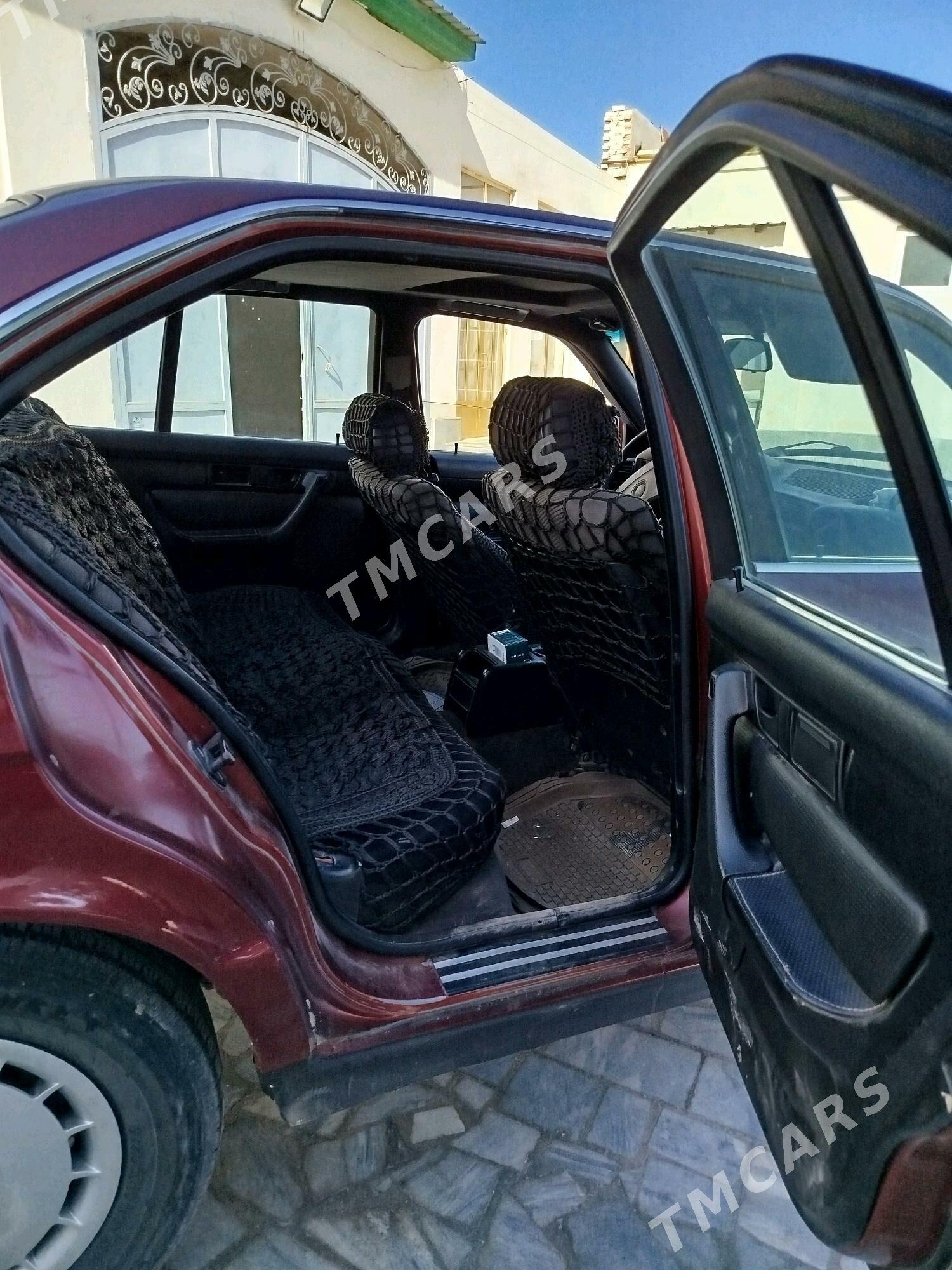BMW 520 1991 - 50 000 TMT - Çärjew - img 3