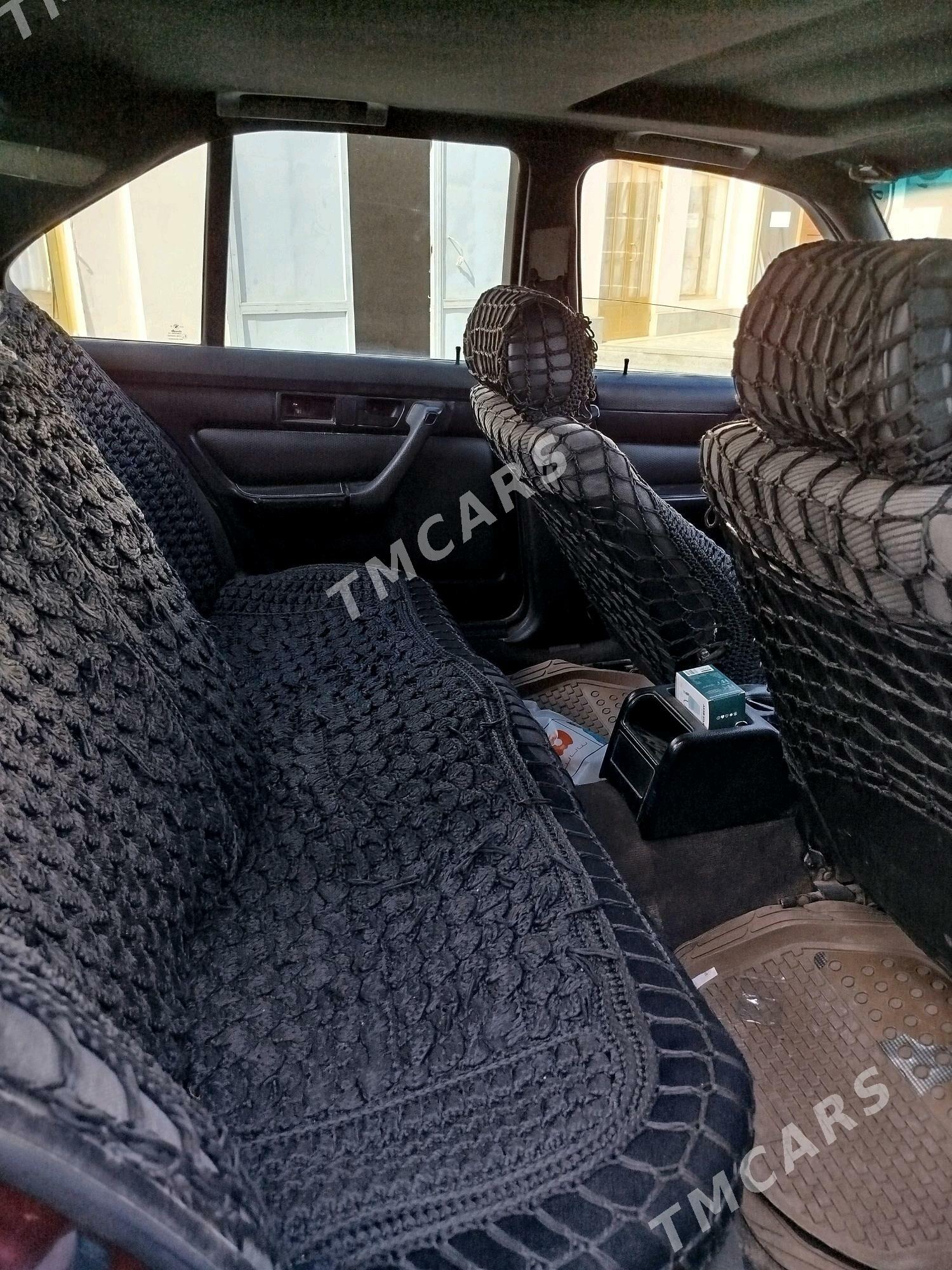 BMW 520 1991 - 50 000 TMT - Çärjew - img 7