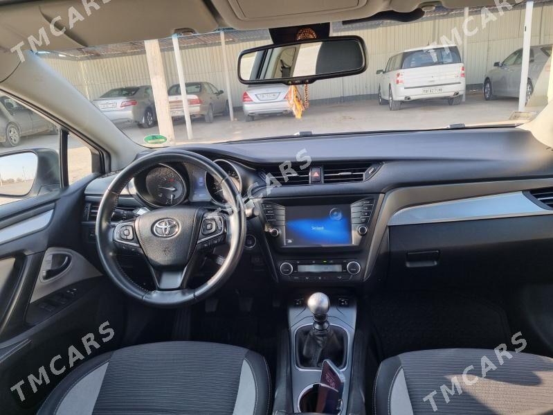 Toyota Avensis 2018 - 320 000 TMT - Мары - img 8