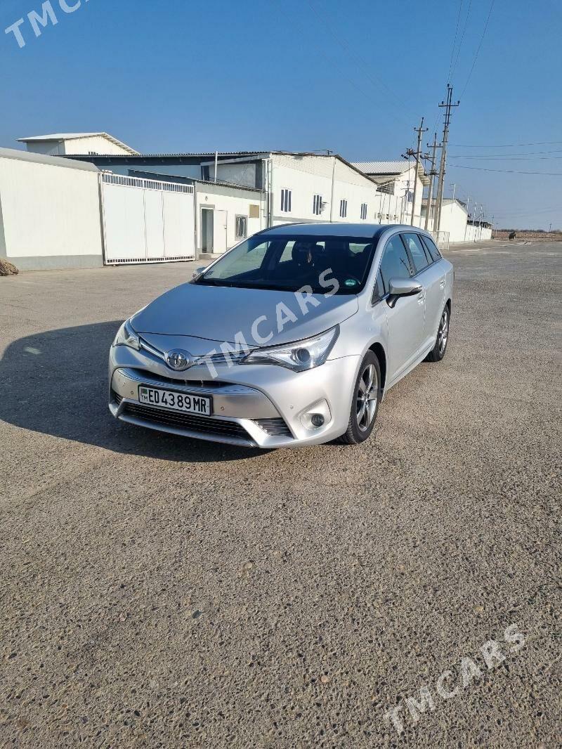 Toyota Avensis 2018 - 320 000 TMT - Мары - img 4