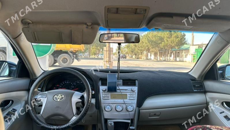 Toyota Camry 2010 - 165 000 TMT - Kerki - img 3