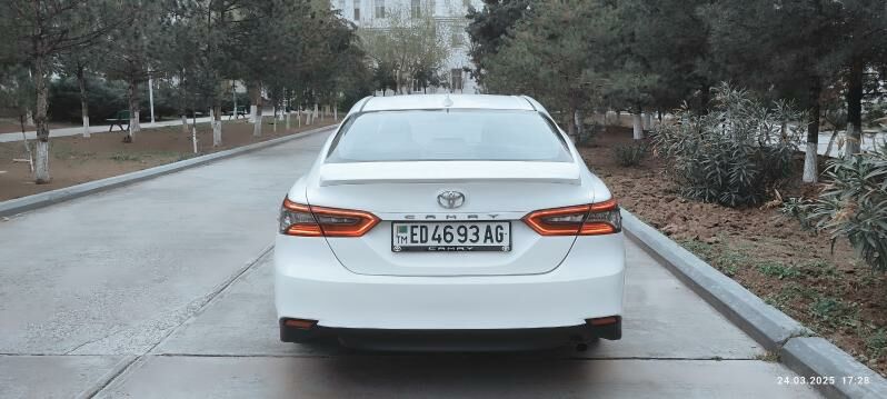 Toyota Camry 2021 - 330 000 TMT - Ашхабад - img 9